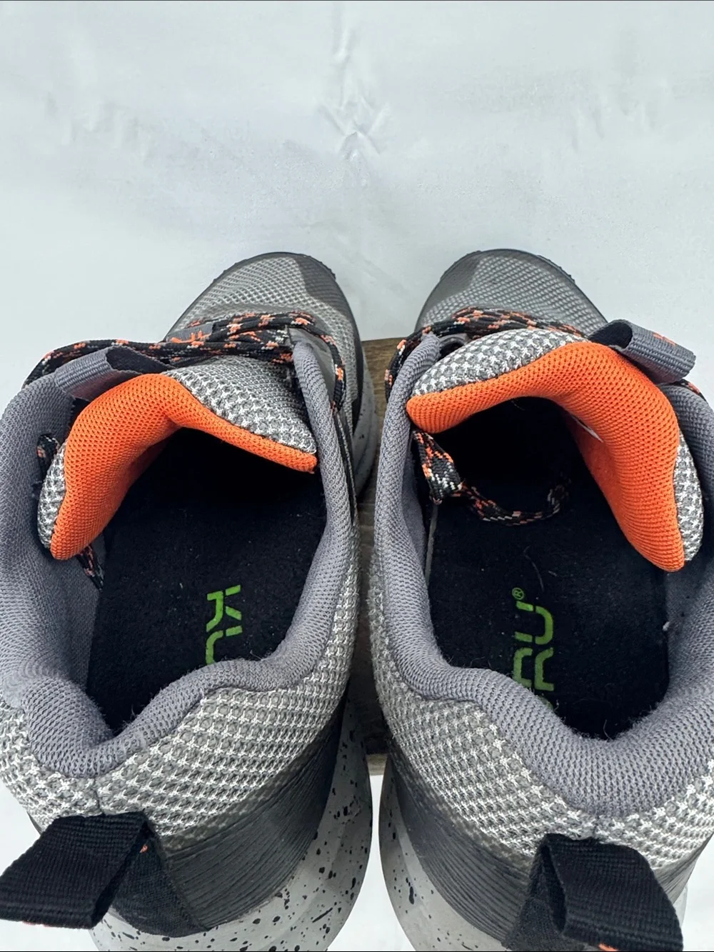 Kuru Mens Atom Trail Hiking, Trail Running Shoes in Gray w/ Orange, sz 8.5